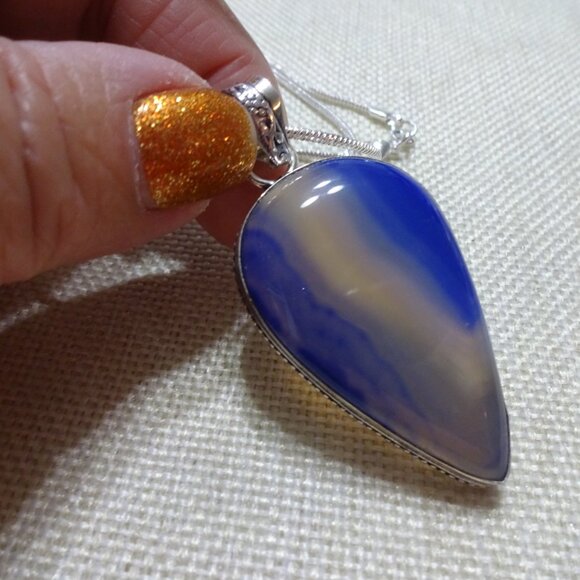 Beautiful PURPLE BOTSWANA AGATE Handmade Sterling Pendant/Chain #581C - Picture 3 of 3